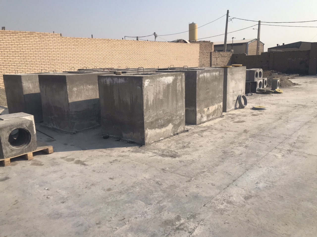 سايتهول بتنى ترافيكى ١٠٠*١٠٠*١٣٠ بهمراه دريچه نانو كامپوزيت